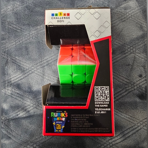 OFFICIAL Magnetic RUBIK'S SPEED CUBE - Picture 2 of 6
